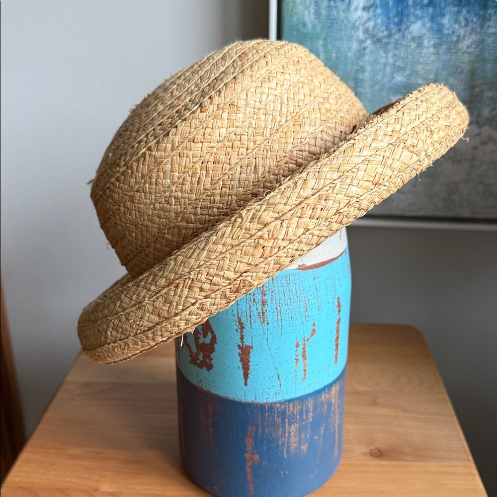 Vintage Liz Claiborne Straw Bowler Rolled Brim Hat Tan With Metal LC Brand Tag - Picture 3 of 17